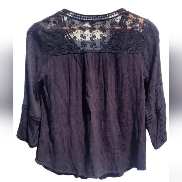 John Paul Richard 3/4 Sleeve Black Top, Size Medium, Lace Neck - Picture 2 of 5